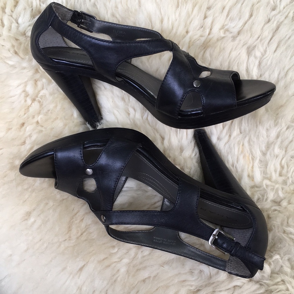 Black Leather Tahari Flora Shoes 7.5